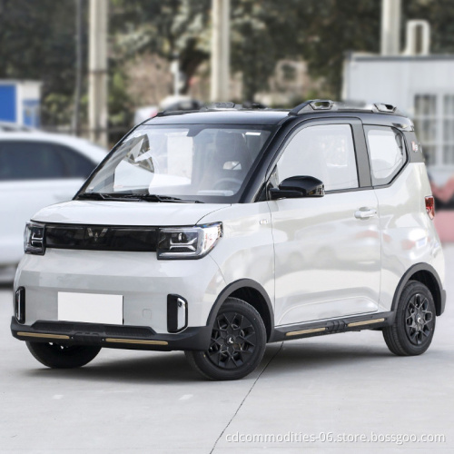 Hot Selling Wuling Mini EV Mcaron 2022 4 Wheels Mini Electric Car New Energy Vehicles New Cars For Sale